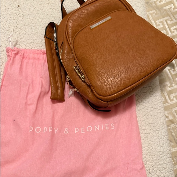 Poppy & Peonies Handbags - Poppy & Peonies Tan Leather Backpack
